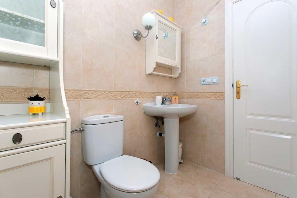Ch Villa Rio Tajo Рохалес Екстериор снимка
