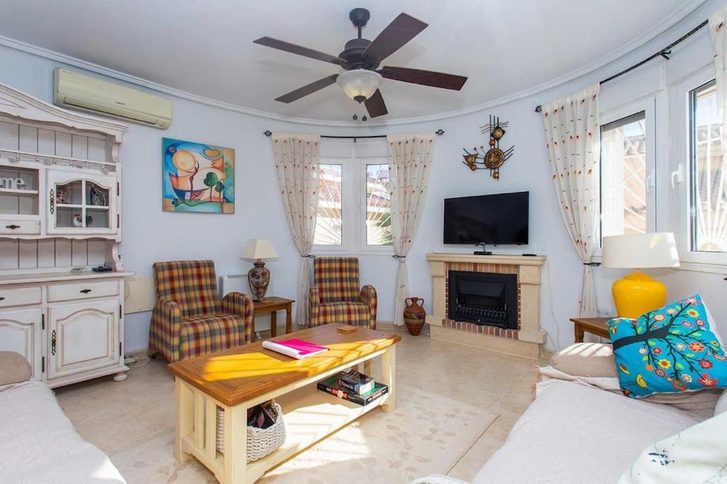 Ch Villa Rio Tajo Рохалес Екстериор снимка