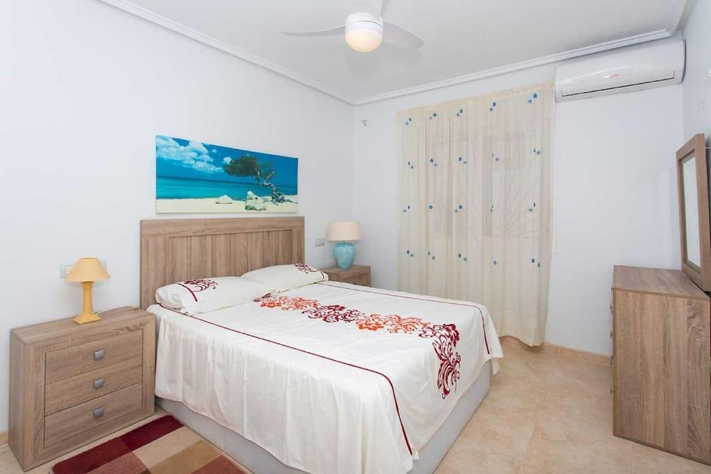 Ch Villa Rio Tajo Рохалес Екстериор снимка